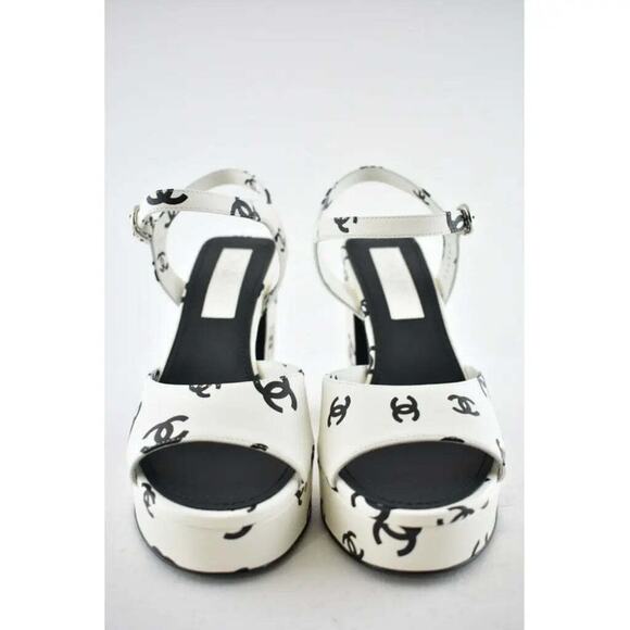 Chanel 22S White Black Lambskin CC Logo Platform Strap Block Heel Sandal 36.5 - Picture 6 of 12